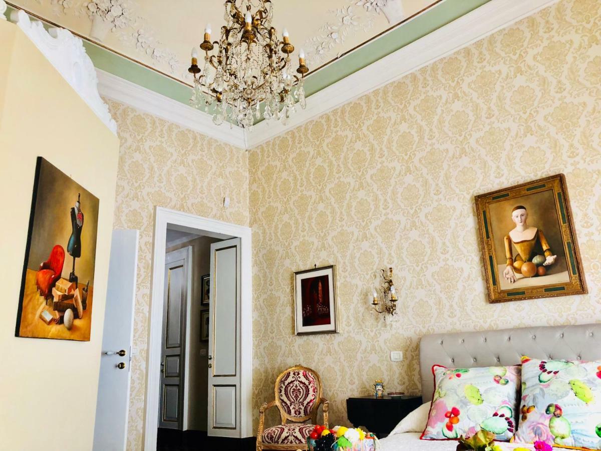 Bed and Breakfast Dimora Umberto Катания Экстерьер фото