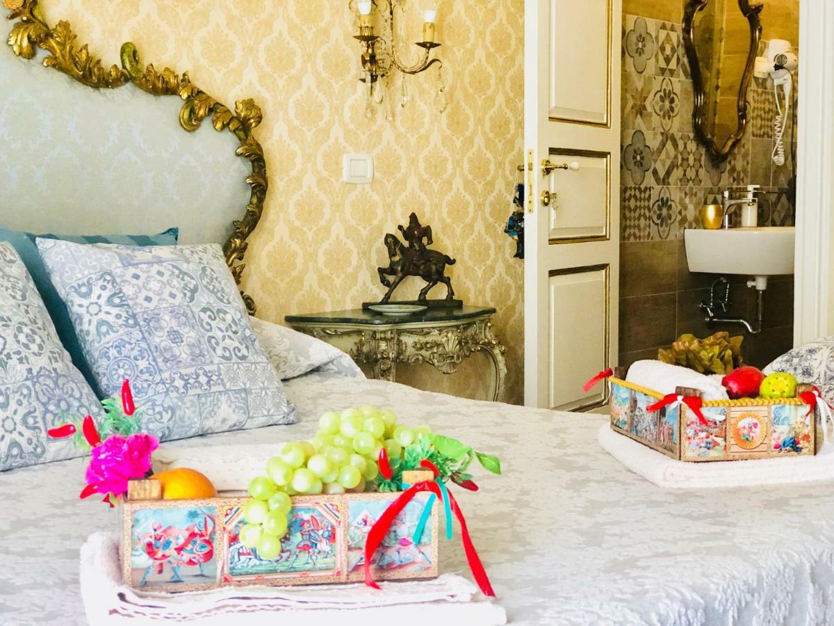 Bed and Breakfast Dimora Umberto Катания Экстерьер фото