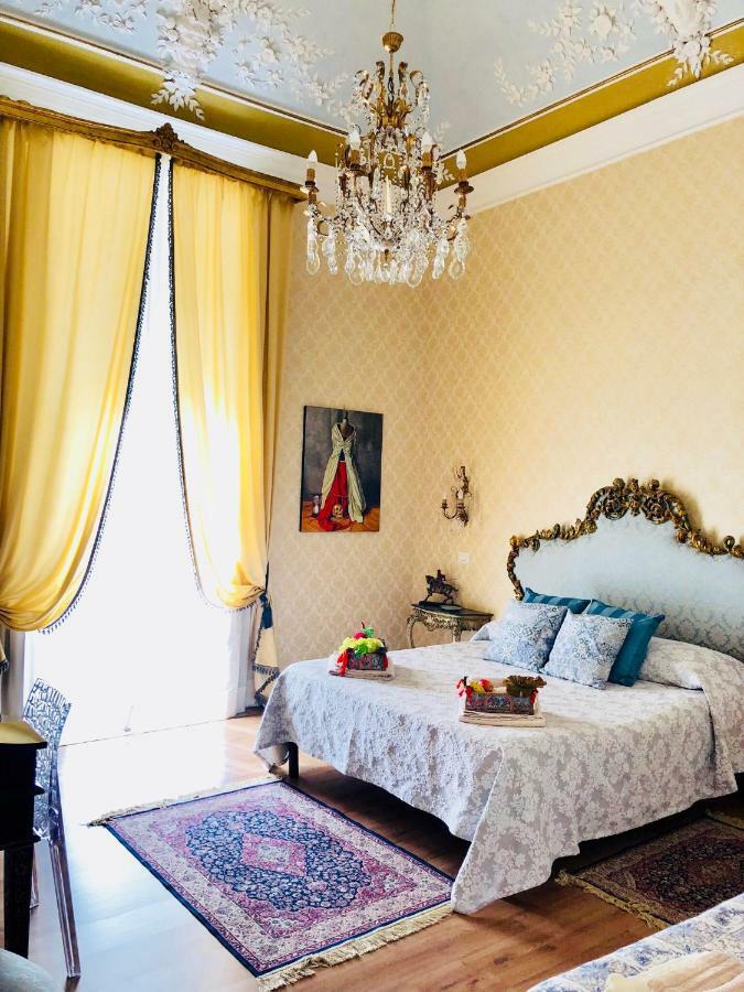 Bed and Breakfast Dimora Umberto Катания Экстерьер фото