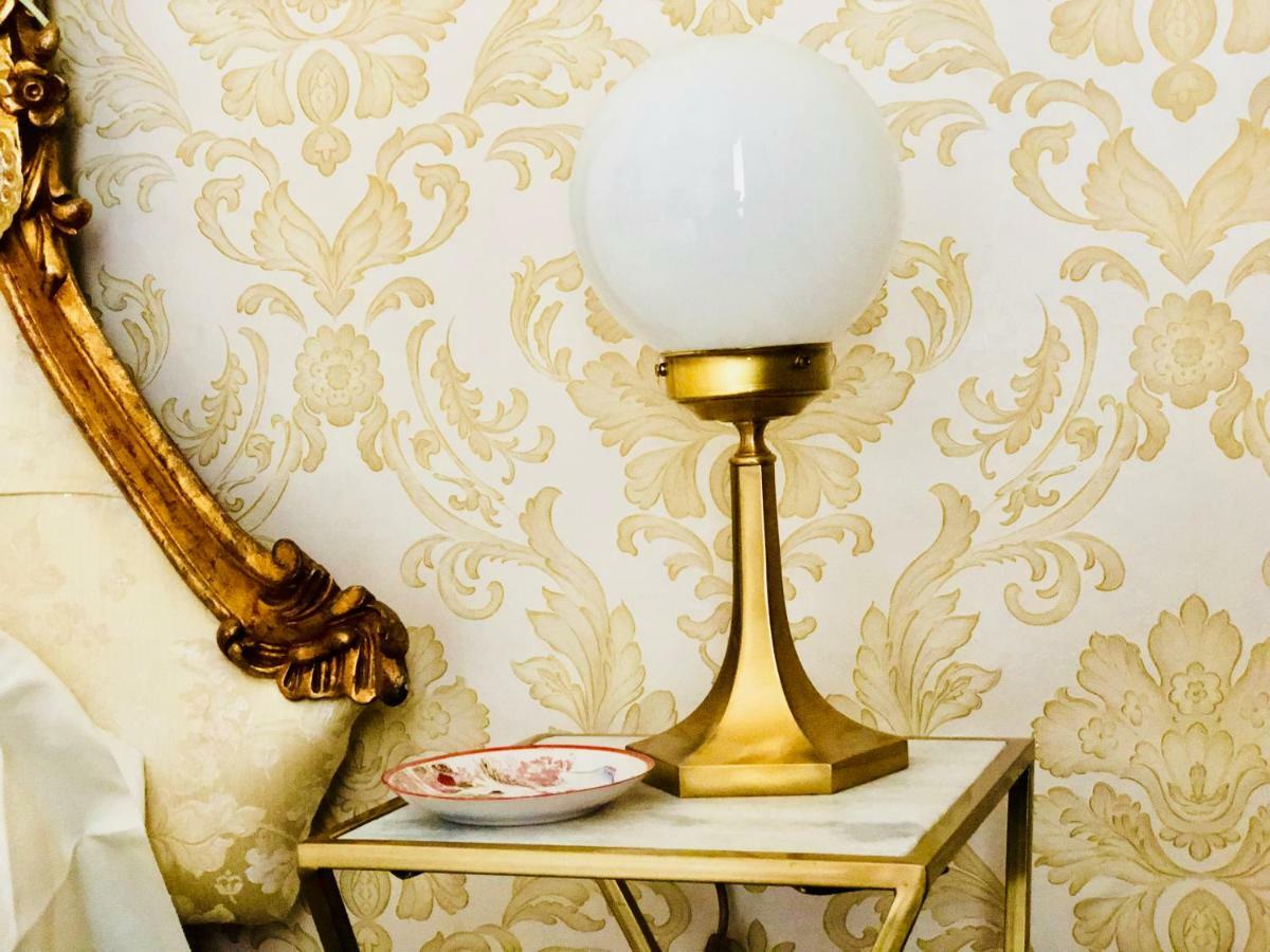 Bed and Breakfast Dimora Umberto Катания Экстерьер фото